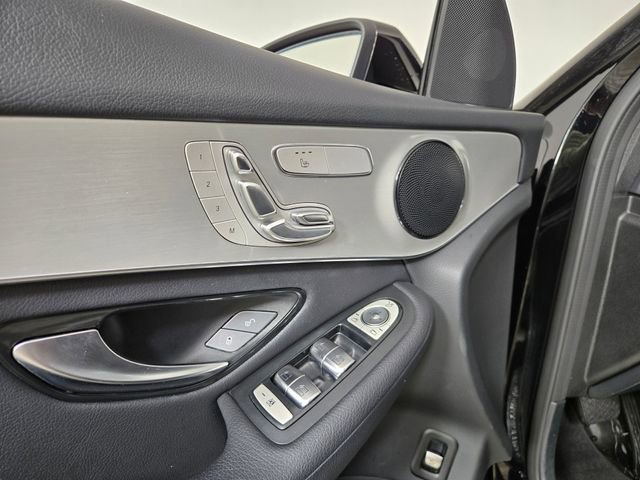 Used 2019 Mercedes-Benz GLC 300 4MATIC image 20