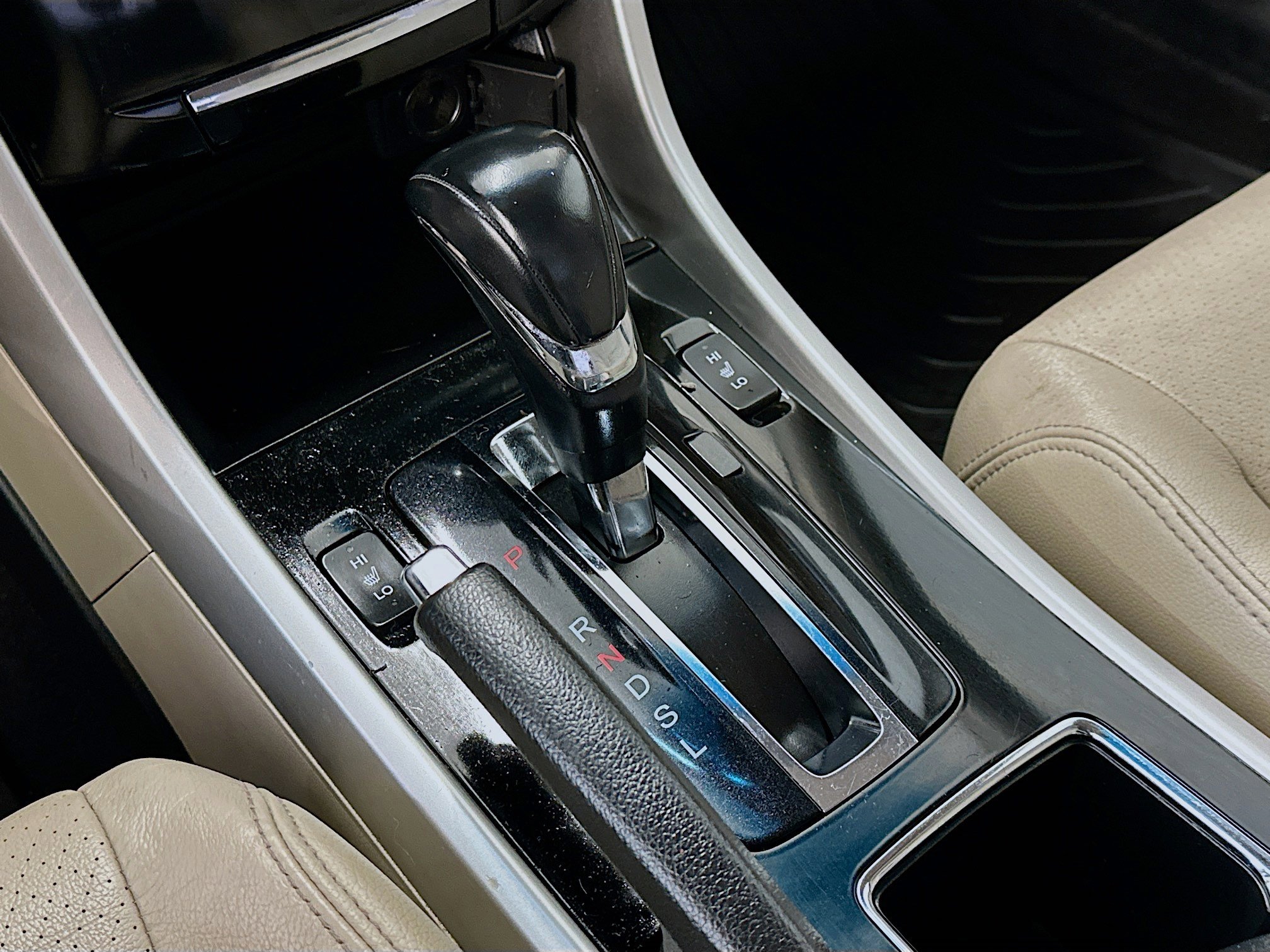 Used 2016 Honda Accord EX-L image 24