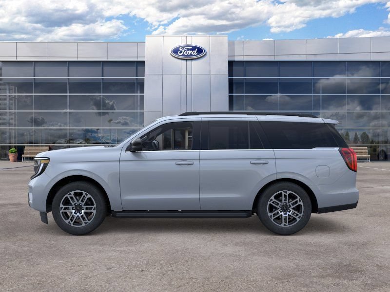 New 2026 Ford Expedition Active RWD image 3