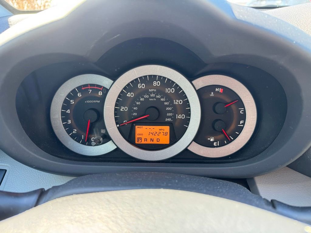 Used 2010 Toyota RAV4 Limited image 10