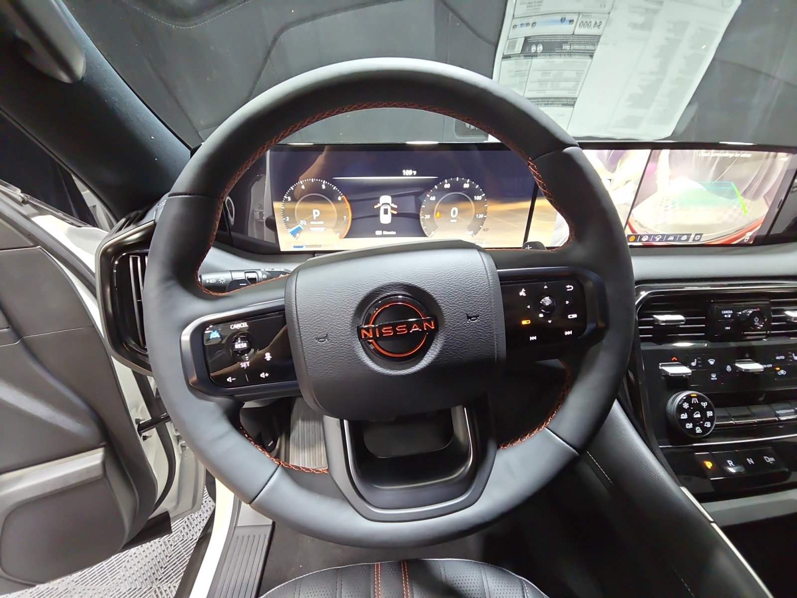 New 2025 Nissan Armada PRO-4X AWD/4WD image 9