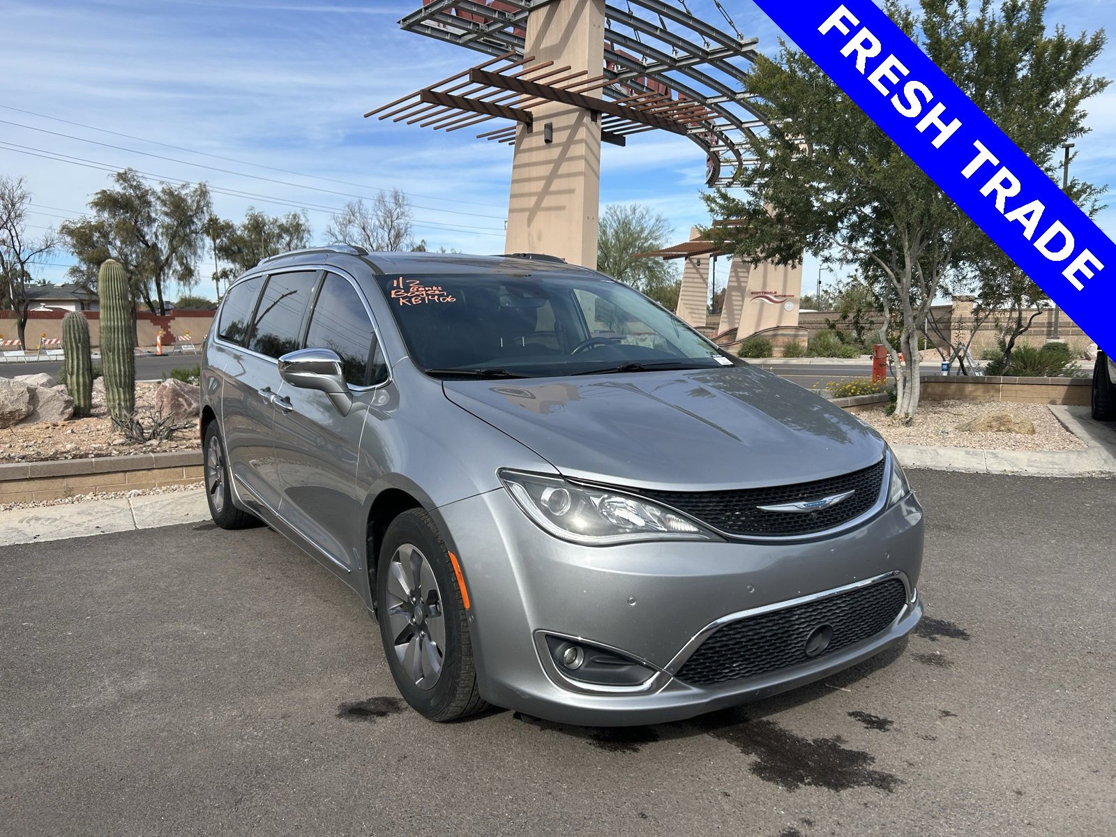 Used 2020 Chrysler Pacifica Limited w/ Advanced Safetytec Group image 1