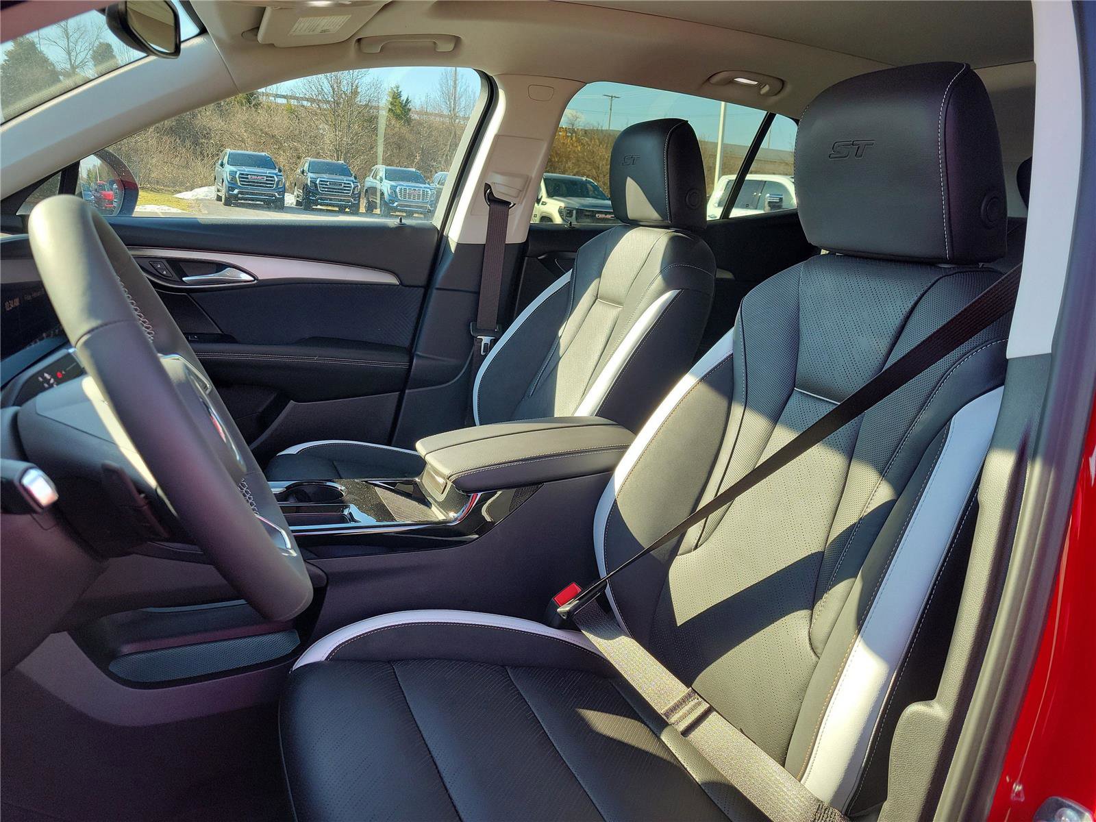 New 2026 Buick Envision Sport Touring image 17