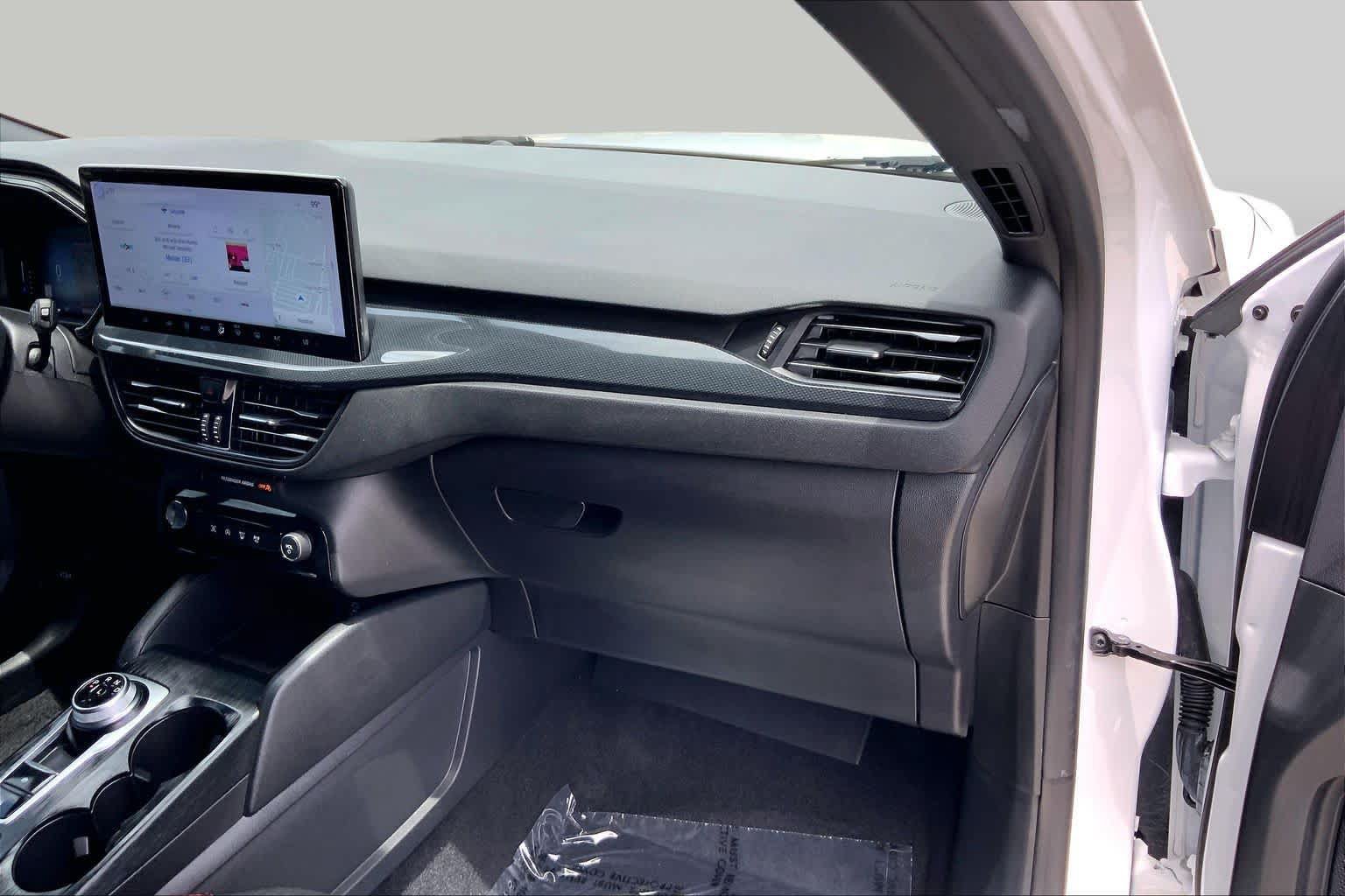 Used 2023 Ford Escape ST-Line w/ Tech Pack #1 FWD image 17
