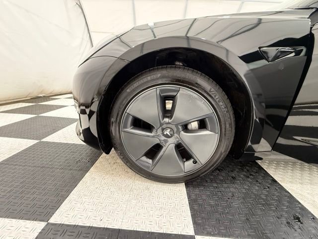 Used 2021 Tesla Model 3 Standard Range Plus RWD image 10