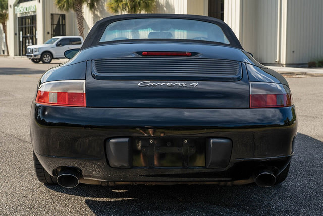 Used 2000 Porsche 911 Carrera 4 AWD/4WD image 7