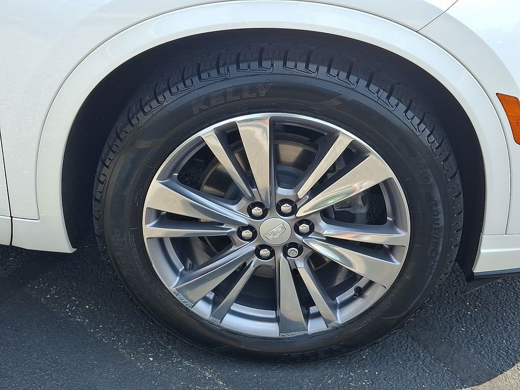 Certified 2024 Cadillac XT6 Premium Luxury w/ Technology Package AWD/4WD image 8
