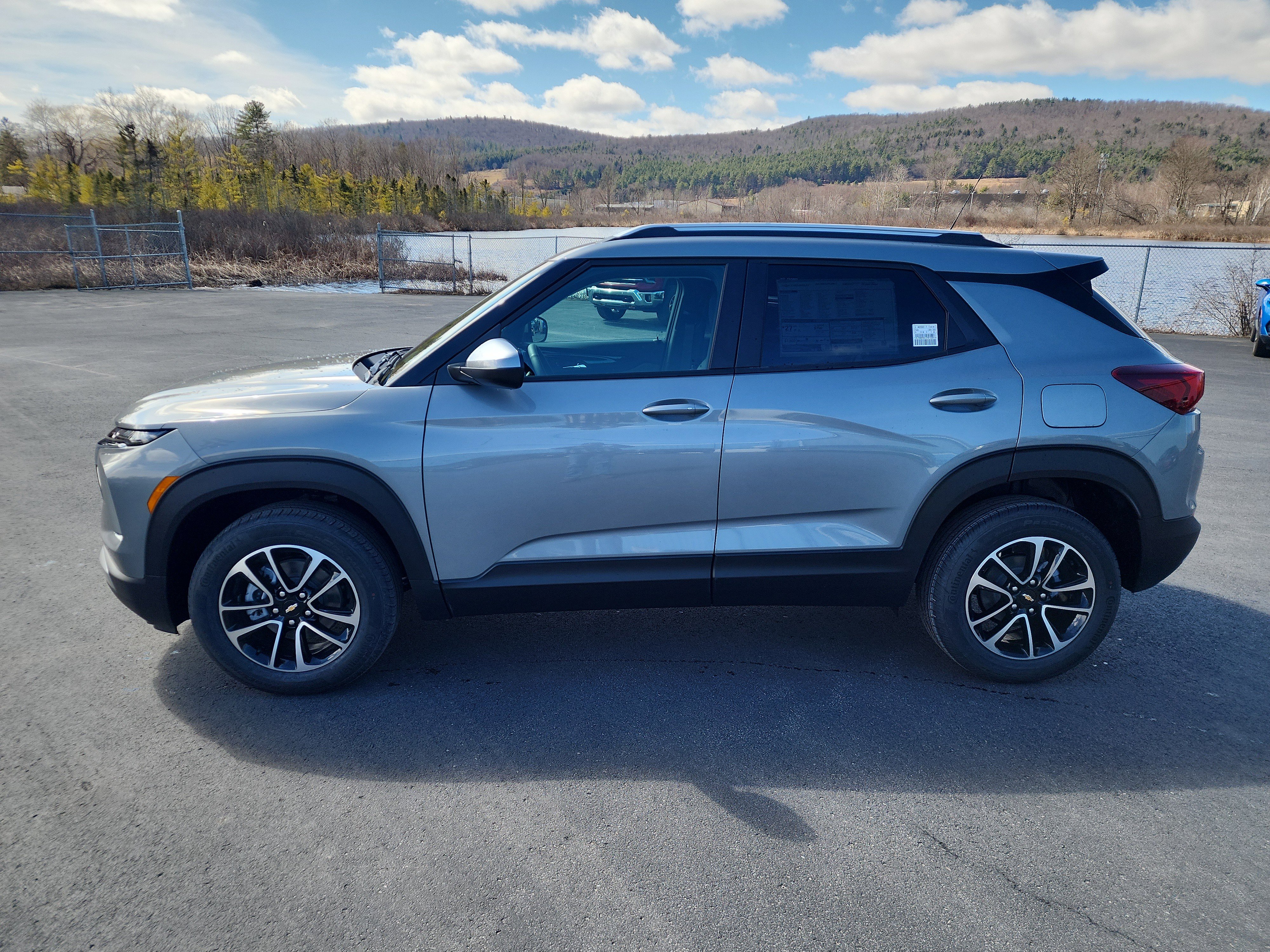 New 2026 Chevrolet TrailBlazer LT AWD/4WD image 5