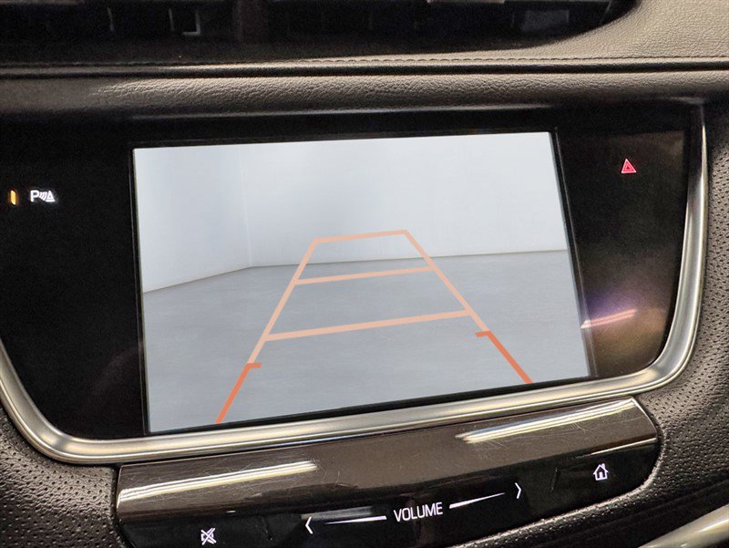Used 2018 Cadillac XT5 Luxury w/ Driver Awareness Package AWD/4WD image 19