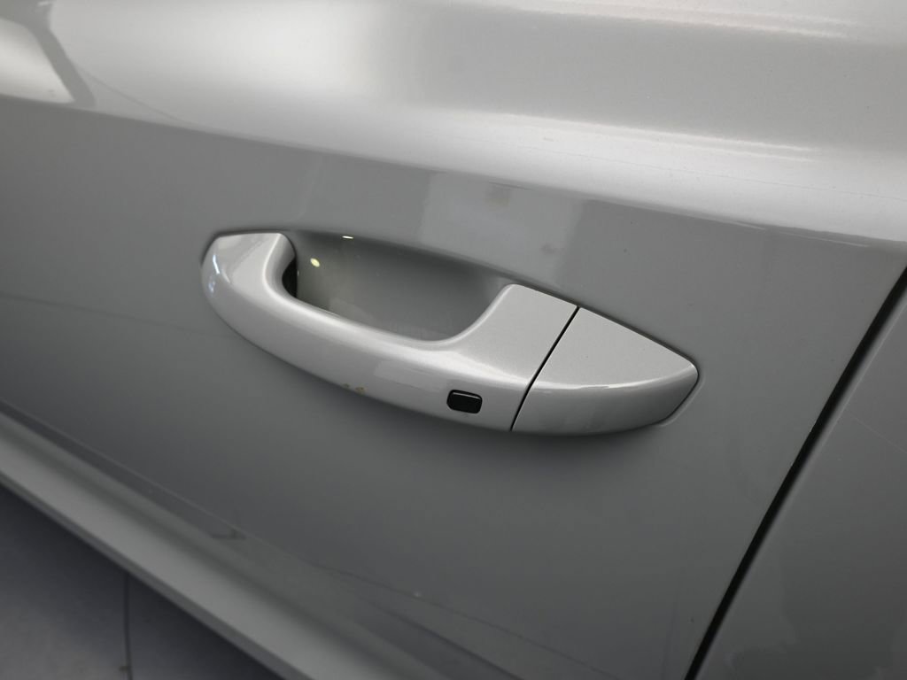 Used 2022 Kia Stinger GT-Line image 35