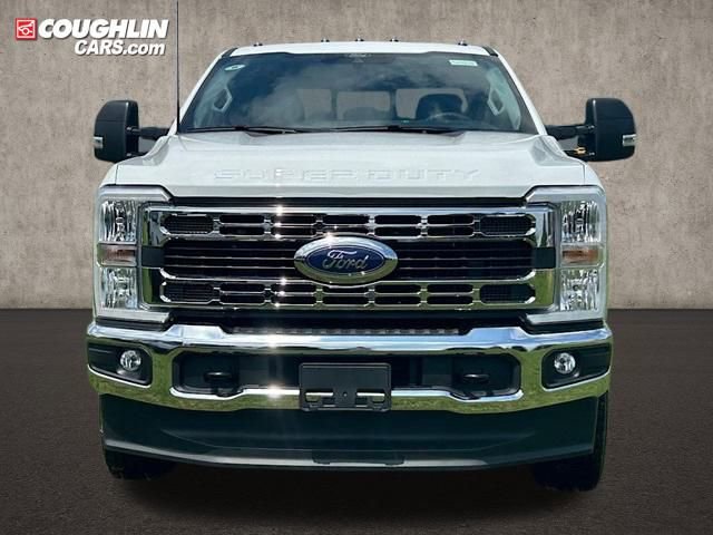 New 2025 Ford F350 XL w/ XL Chrome Package image 13