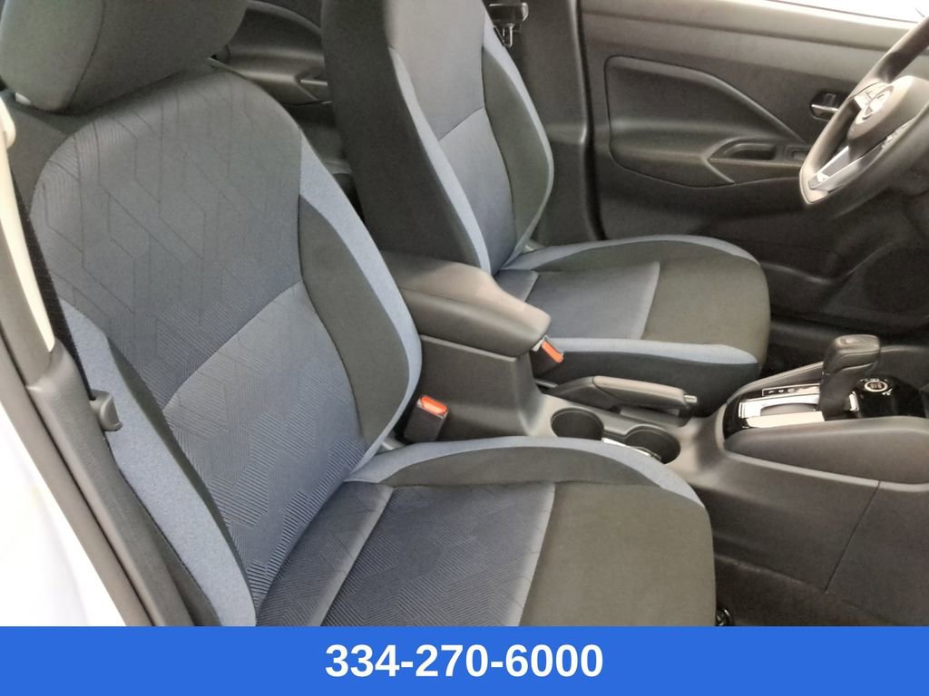 New 2025 Nissan Versa SV w/ Trunk Package image 16