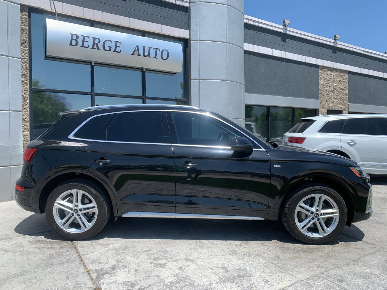 Used 2022 Audi Q5 e Premium image 6