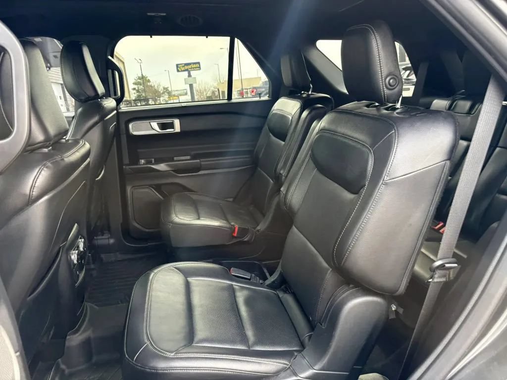 Used 2020 Ford Explorer Limited AWD/4WD image 26