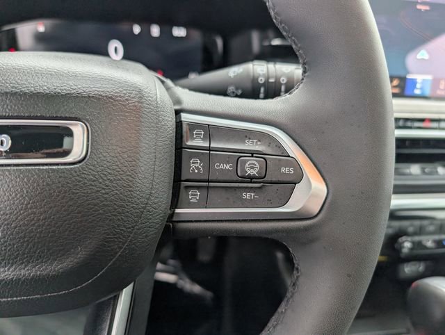 Used 2023 Jeep Compass High Altitude w/ Driver Assist Group I image 14