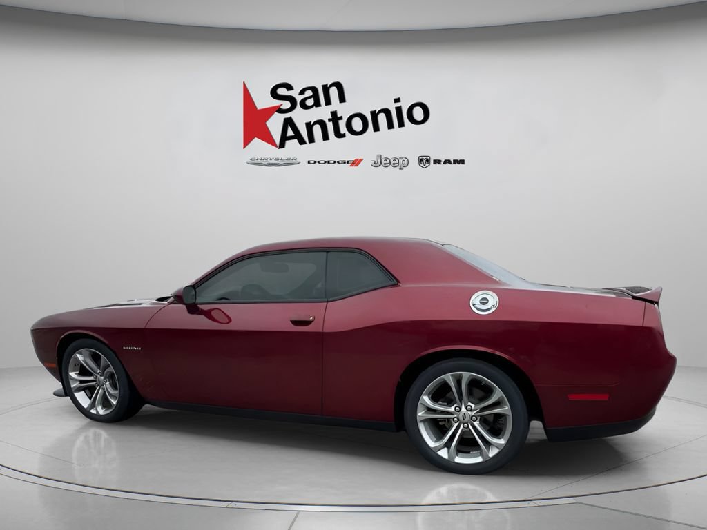 Used 2022 Dodge Challenger R/T RWD image 9