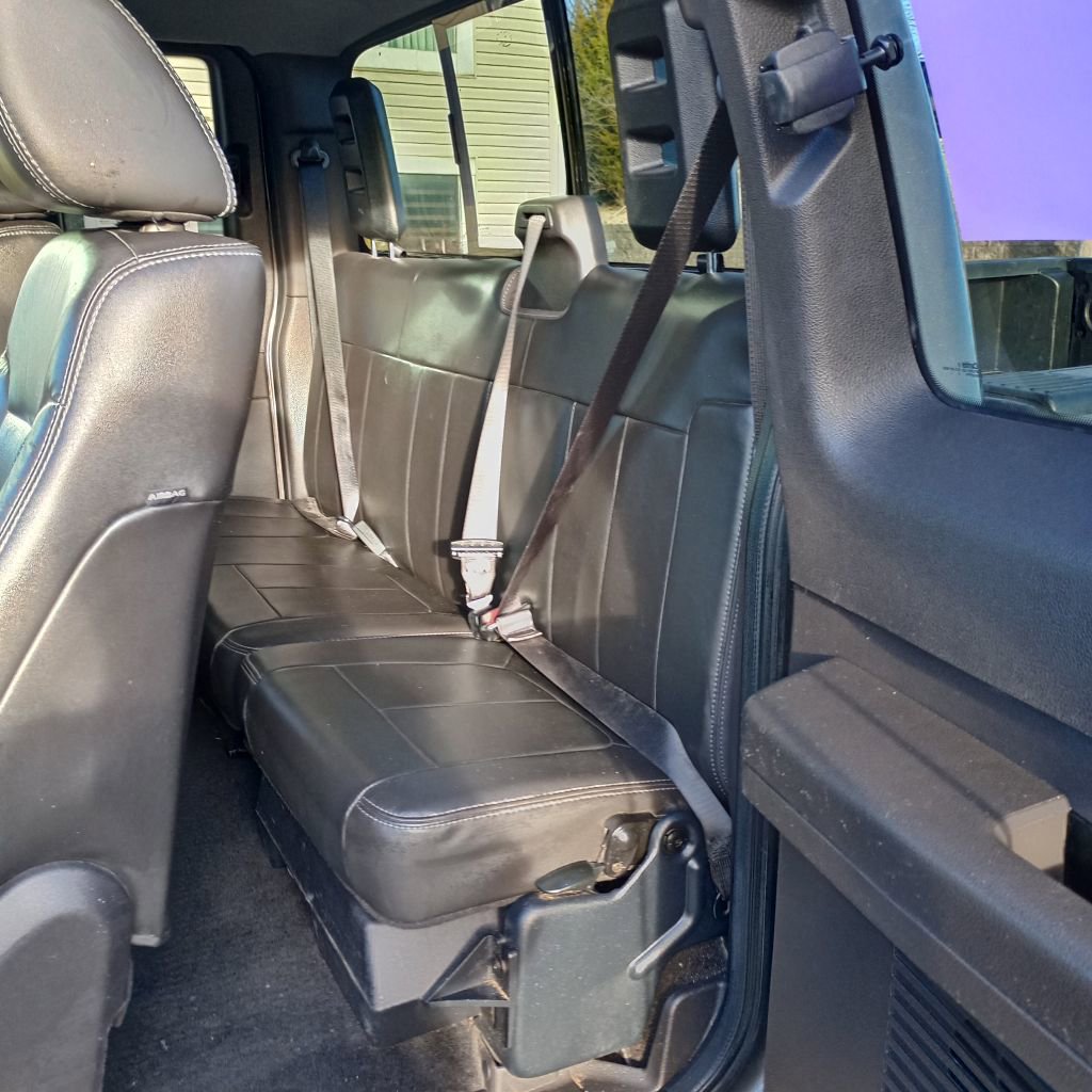 Used 2011 Ford F350 Lariat w/ Lariat Interior Pkg image 17