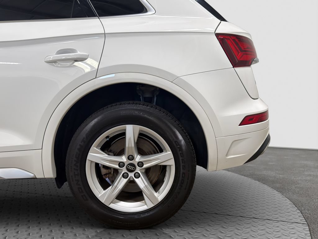 Used 2023 Audi Q5 2.0T Premium w/ Convenience Package AWD/4WD image 18