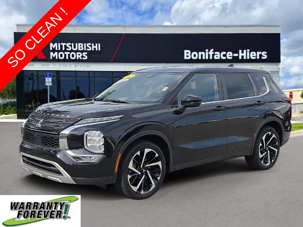 Used 2023 Mitsubishi Outlander SE FWD image 2