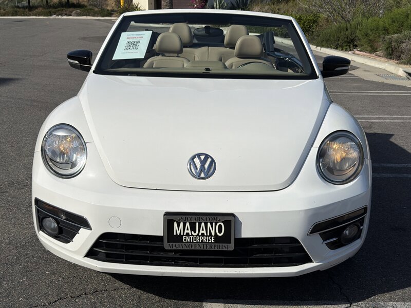 Used 2013 Volkswagen Beetle 2.0T image 9