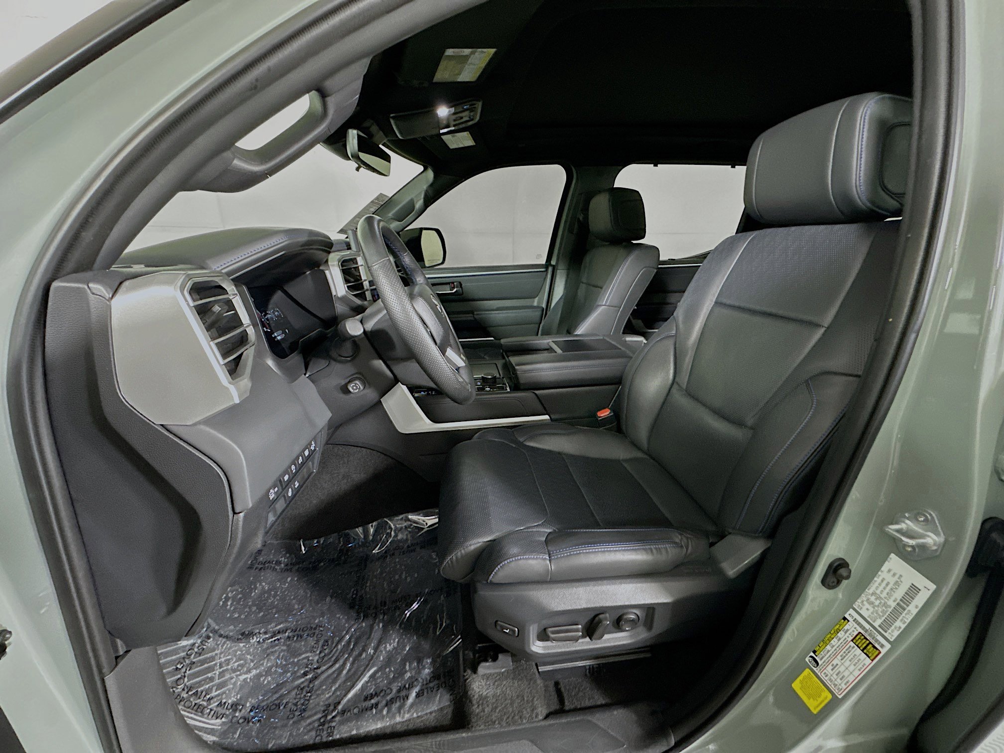 Used 2024 Toyota Tundra Platinum image 12