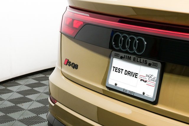 Used 2024 Audi SQ8 Prestige image 38