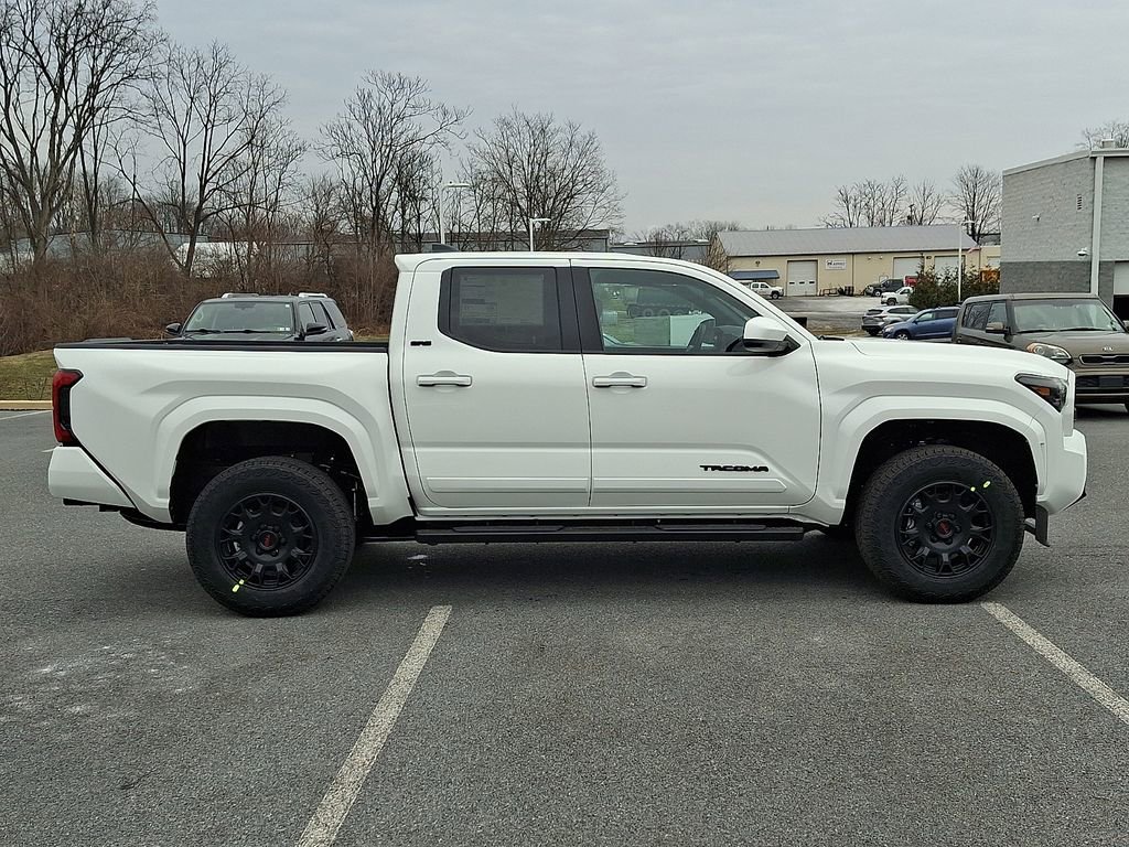 New 2026 Toyota Tacoma SR5 image 4