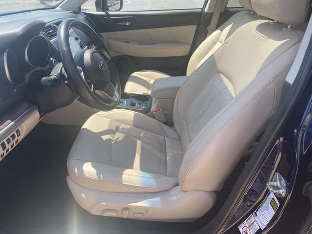 Used 2018 Subaru Outback 2.5i Limited AWD/4WD image 12