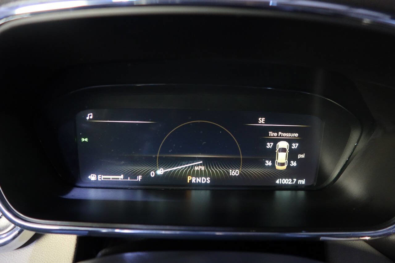 Used 2020 Lincoln Continental Reserve w/ Luxury Package image 21