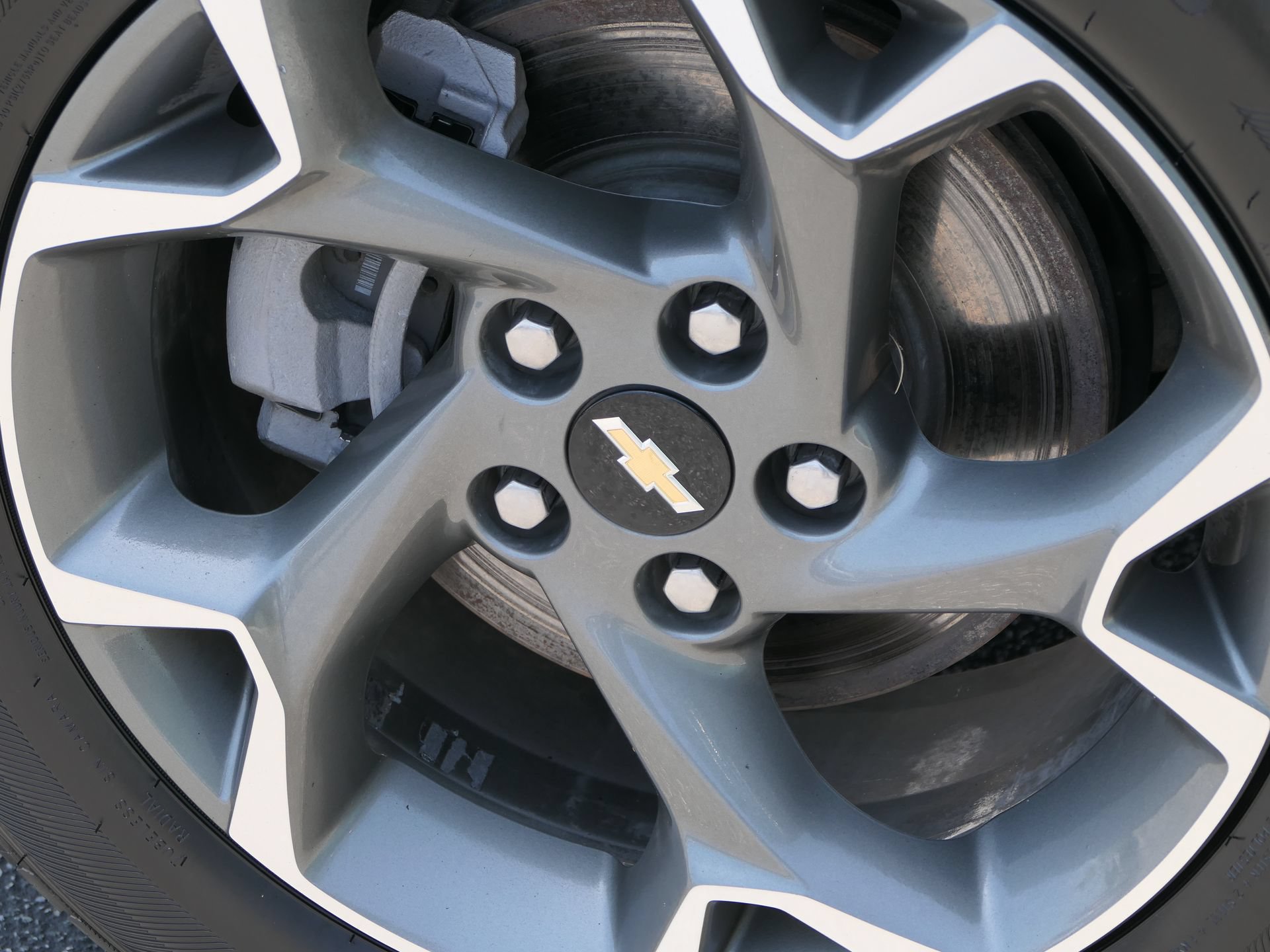 Used 2024 Chevrolet Trax LT FWD image 11