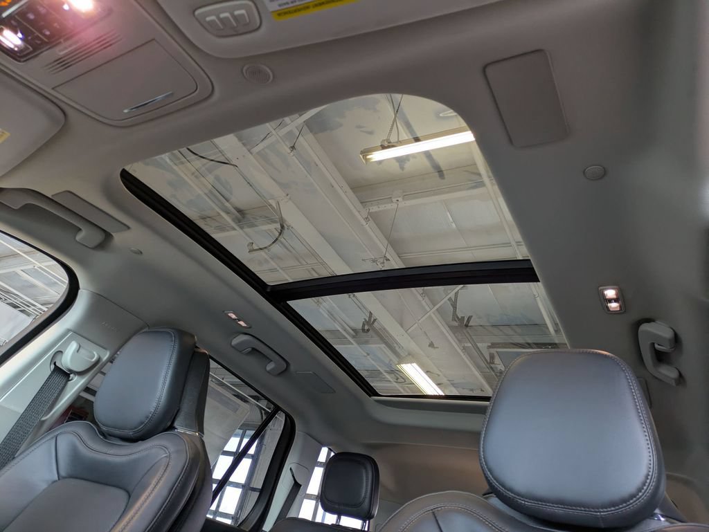 New 2026 Lincoln Aviator Reserve AWD/4WD image 17