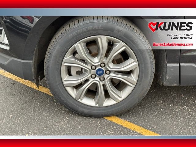 Used 2022 Ford Edge Titanium AWD/4WD image 13