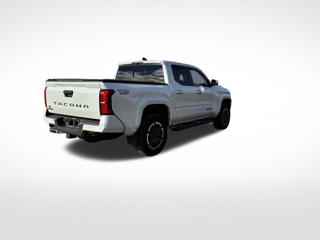 Used 2024 Toyota Tacoma TRD Sport w/ TRD Sport Upgrade Package AWD/4WD image 5