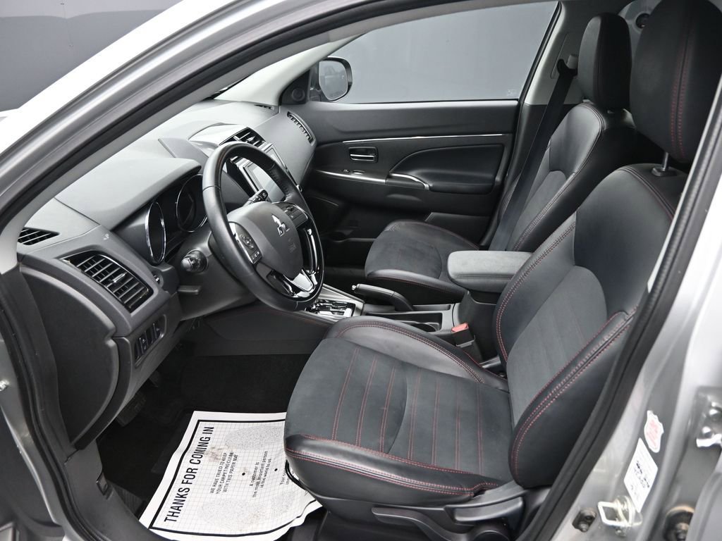 Used 2024 Mitsubishi Outlander Sport SE image 11