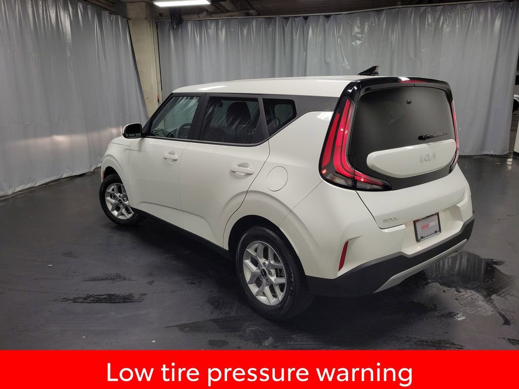 Used 2025 Kia Soul S FWD image 6