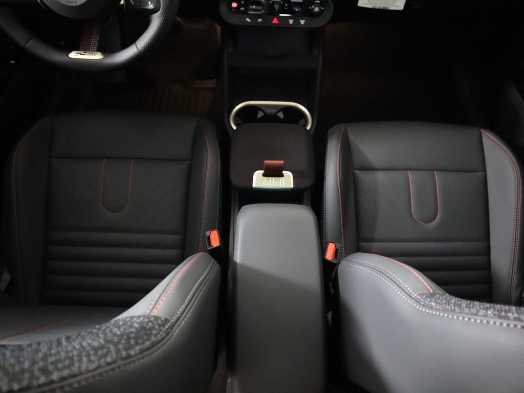 New 2026 MINI Cooper Countryman S w/ Comfort Package Max image 17