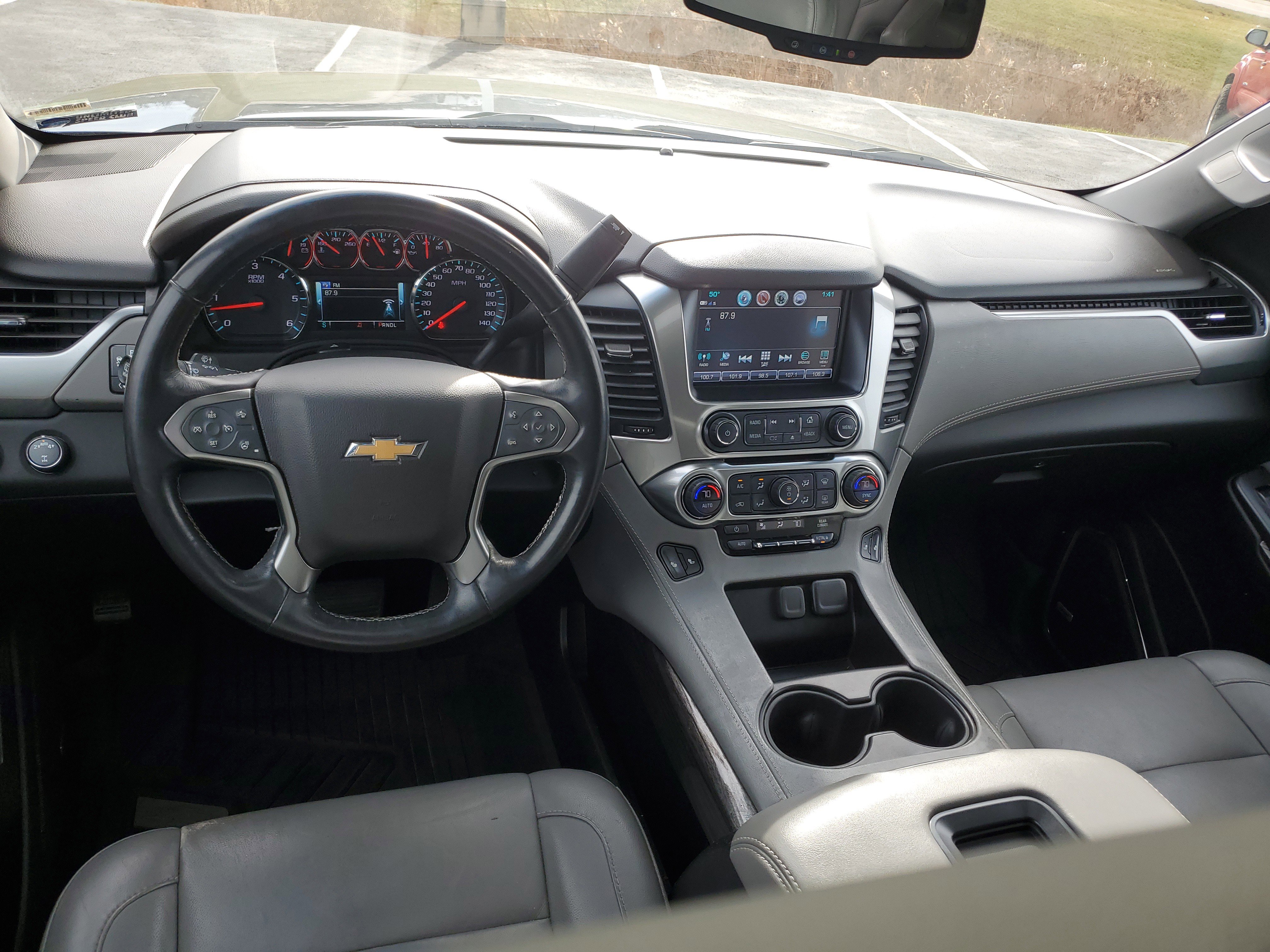 Used 2019 Chevrolet Tahoe LT w/ Luxury Package image 12