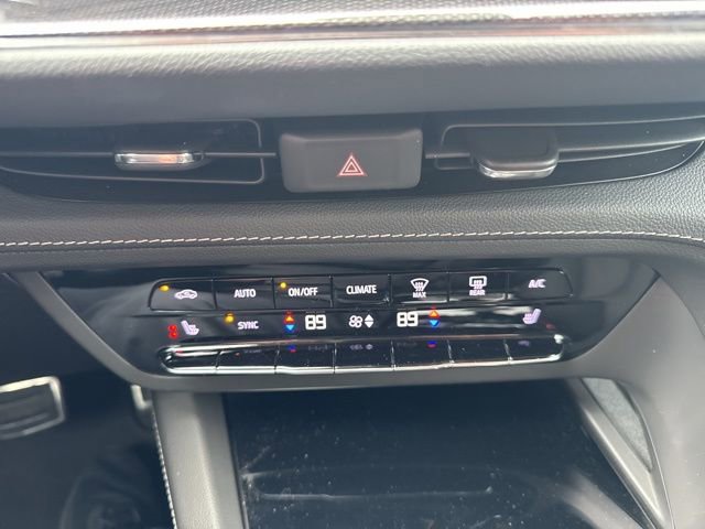 Used 2023 Buick Envision Essence w/ Sport Touring Package image 22