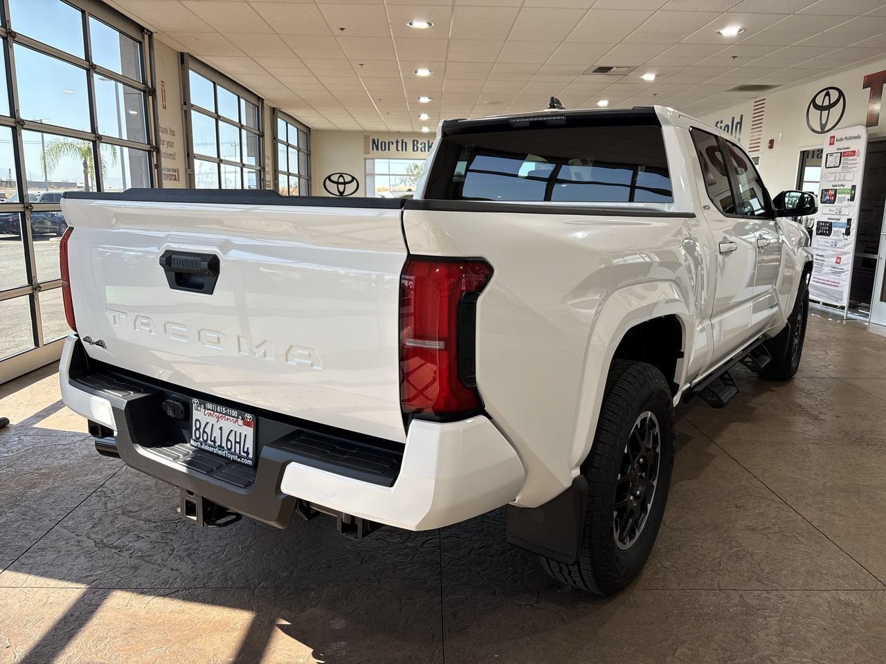 Certified 2025 Toyota Tacoma SR5 AWD/4WD image 2