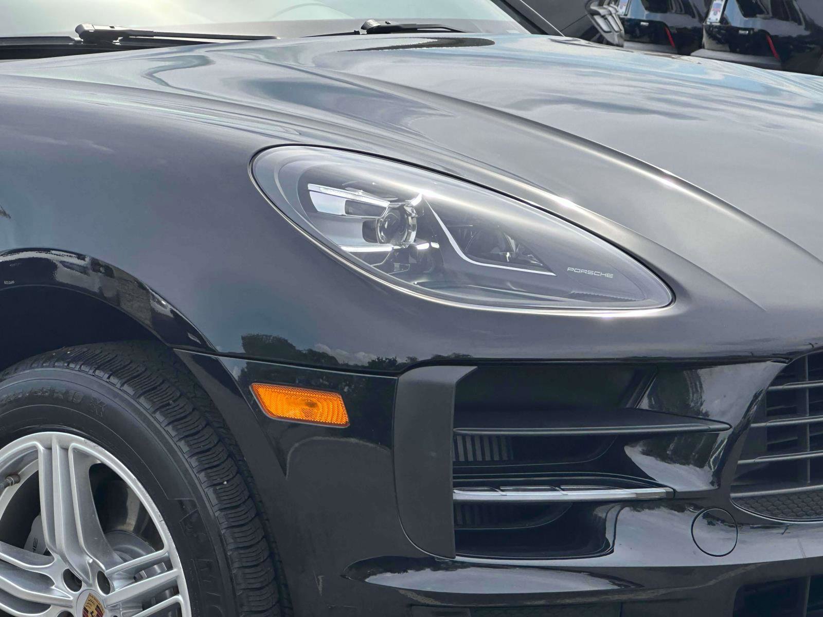Used 2019 Porsche Macan S w/ Premium Package Plus image 7