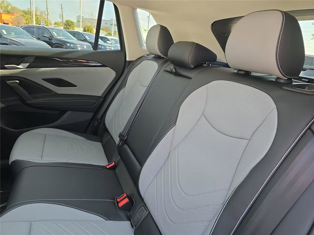 New 2026 Volkswagen Tiguan SE image 11