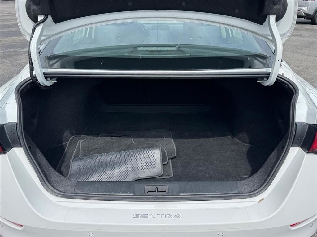 Used 2024 Nissan Sentra S FWD image 19