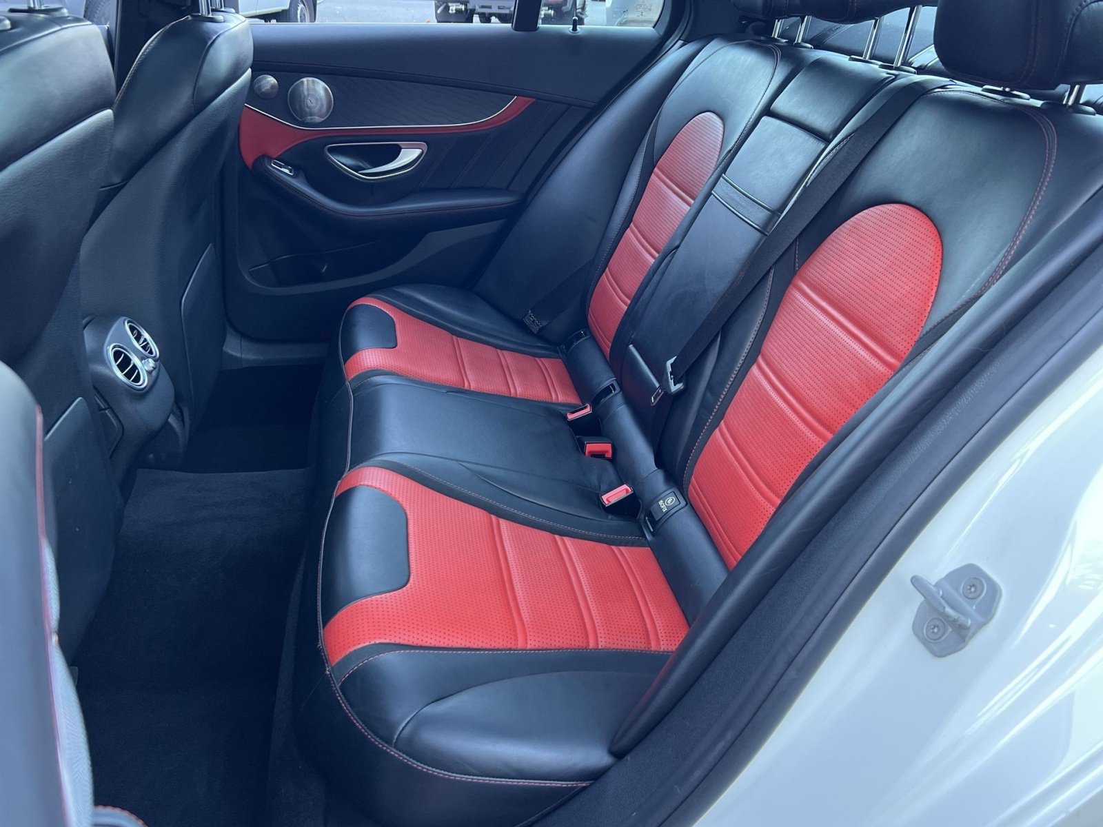 Used 2015 Mercedes-Benz C 63 AMG S image 30