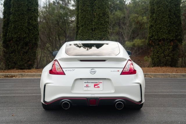 Used 2019 Nissan 370Z NISMO image 18