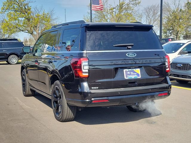Certified 2024 Ford Expedition Limited image 3