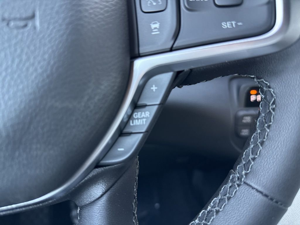 New 2026 RAM 1500 4x4 Crew Cab image 6