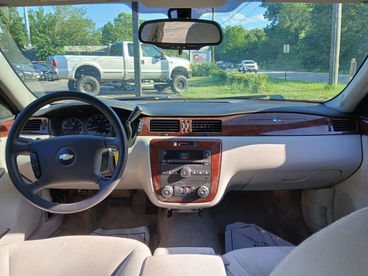 Used 2007 Chevrolet Impala LT image 13