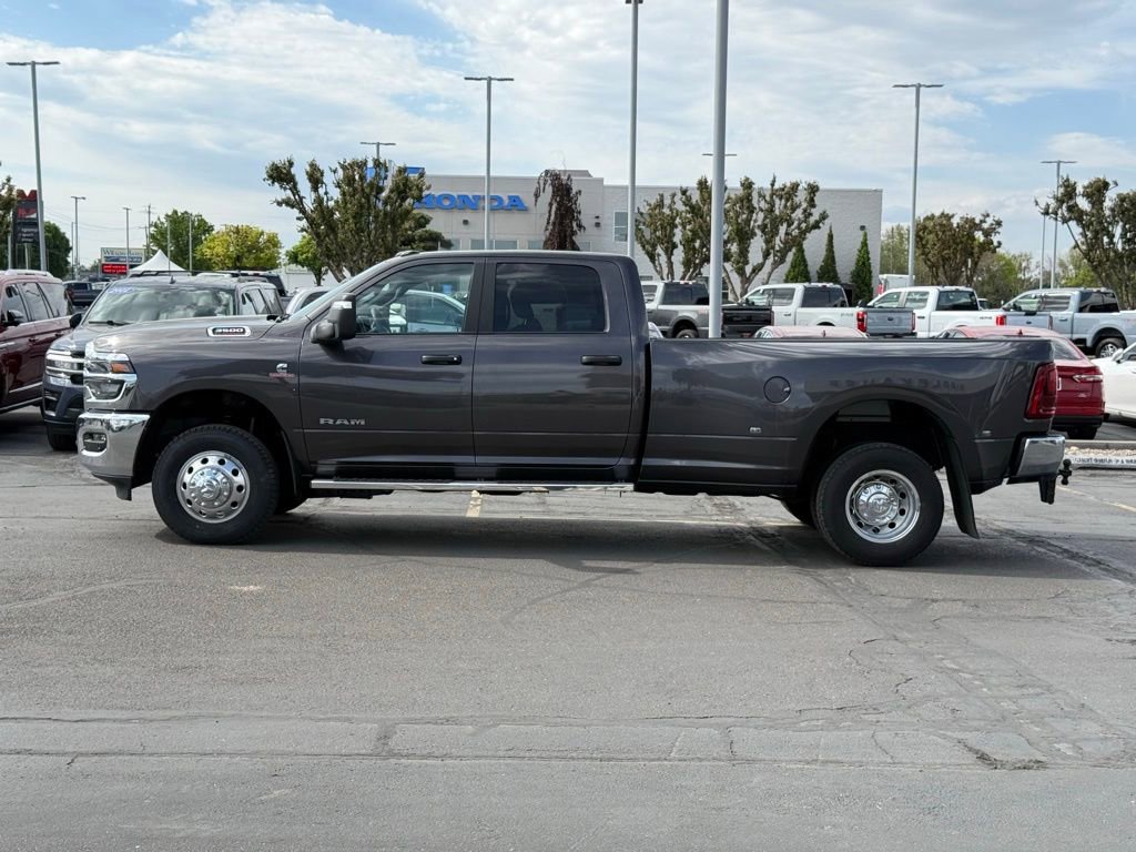 Used 2025 RAM 3500 Big Horn AWD/4WD image 6