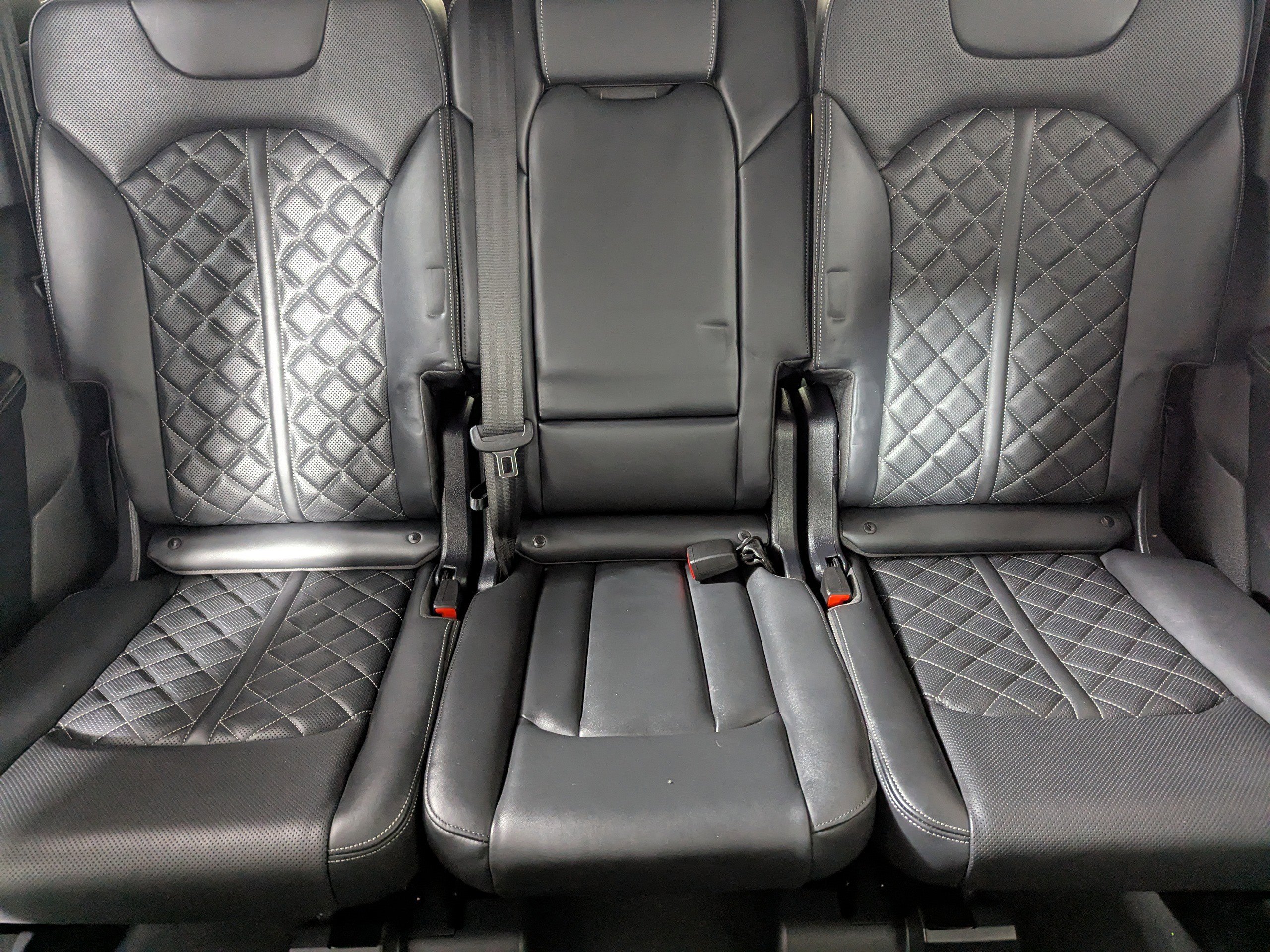 New 2025 Audi SQ7 Prestige image 13