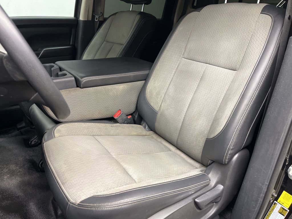 Used 2020 Nissan Titan S w/ Accessory Utility Package RWD image 19